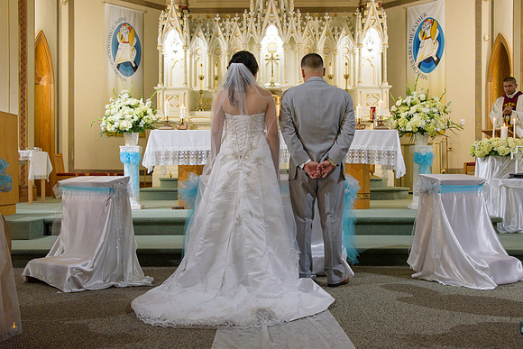 Connecticut Latino Wedding at Sacred Heart Church in Waterbury and reception at Grand Oak Villa in Oakville, Connecticut
