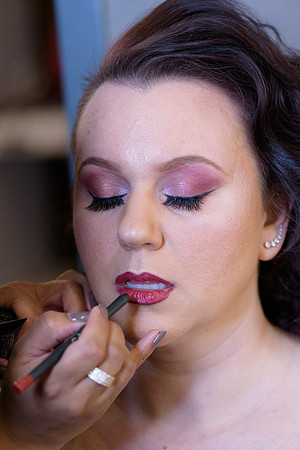 Getting ready detail photo of bride at the Goodwin Hotel in Hartford Connecticut