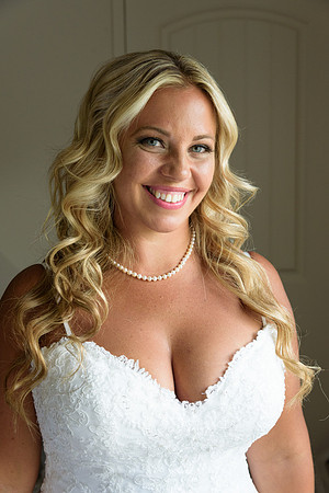Bride getting ready photos hotel, Fairflied, Connecticut