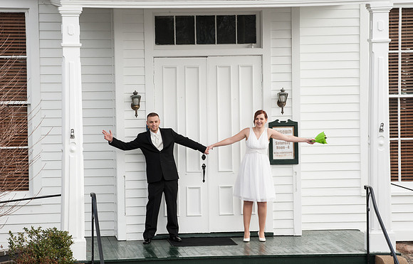Simple and affordable wedding ceremony and portrait session in Brookfield Connecticut