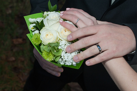 Simple and affordable wedding ceremony and portrait session in Brookfield Connecticut