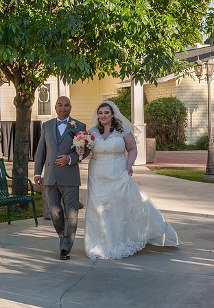 Lavnder and Old Lace wedding ceremony and reception in Mesa Arizona destination wedding