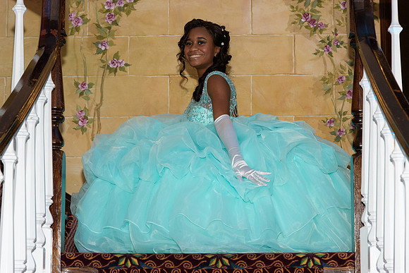 Sweet 16 Party Photos at Villa Bianca in Seymour CT by Connecticut Wedding and Event Photographer John Munno Weddings
