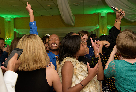 Sweet 16 Party Photos at Villa Bianca in Seymour CT by Connecticut Wedding and Event Photographer John Munno Weddings