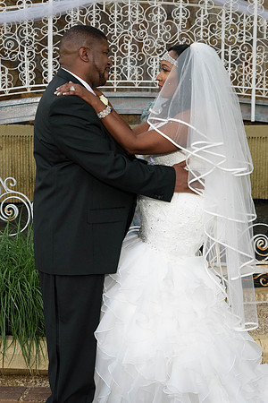 La Mirage Wedding Ceremony and Reception in North Haven Connecticut
