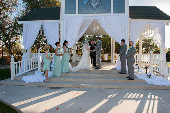 Lavnder and Old Lace wedding ceremony and reception in Mesa Arizona destination wedding