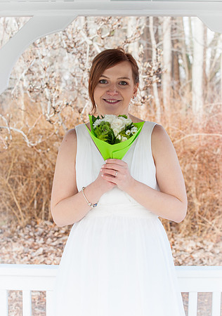 Simple and affordable wedding ceremony and portrait session in Brookfield Connecticut