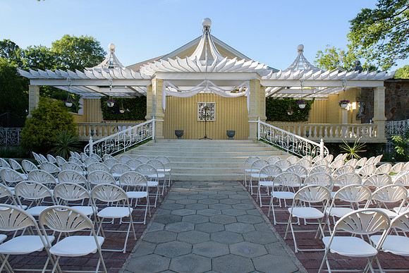 La Mirage Wedding ceremony and reception in North Hampton Connecticut